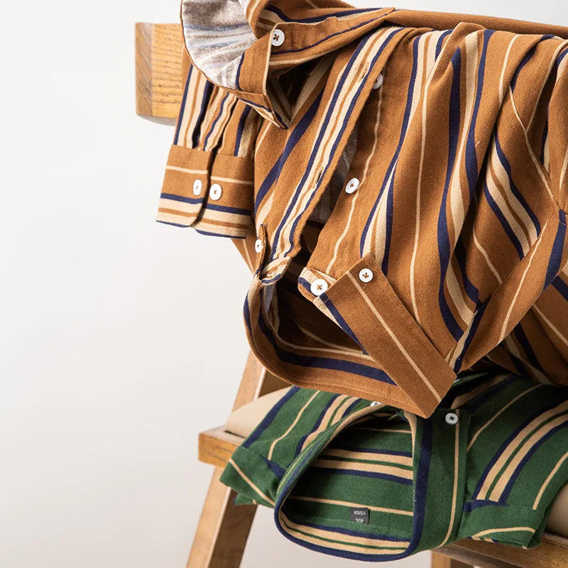 Urbanes Hemd mit Kragen