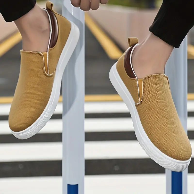 StrideLite Canvas-Schuhe