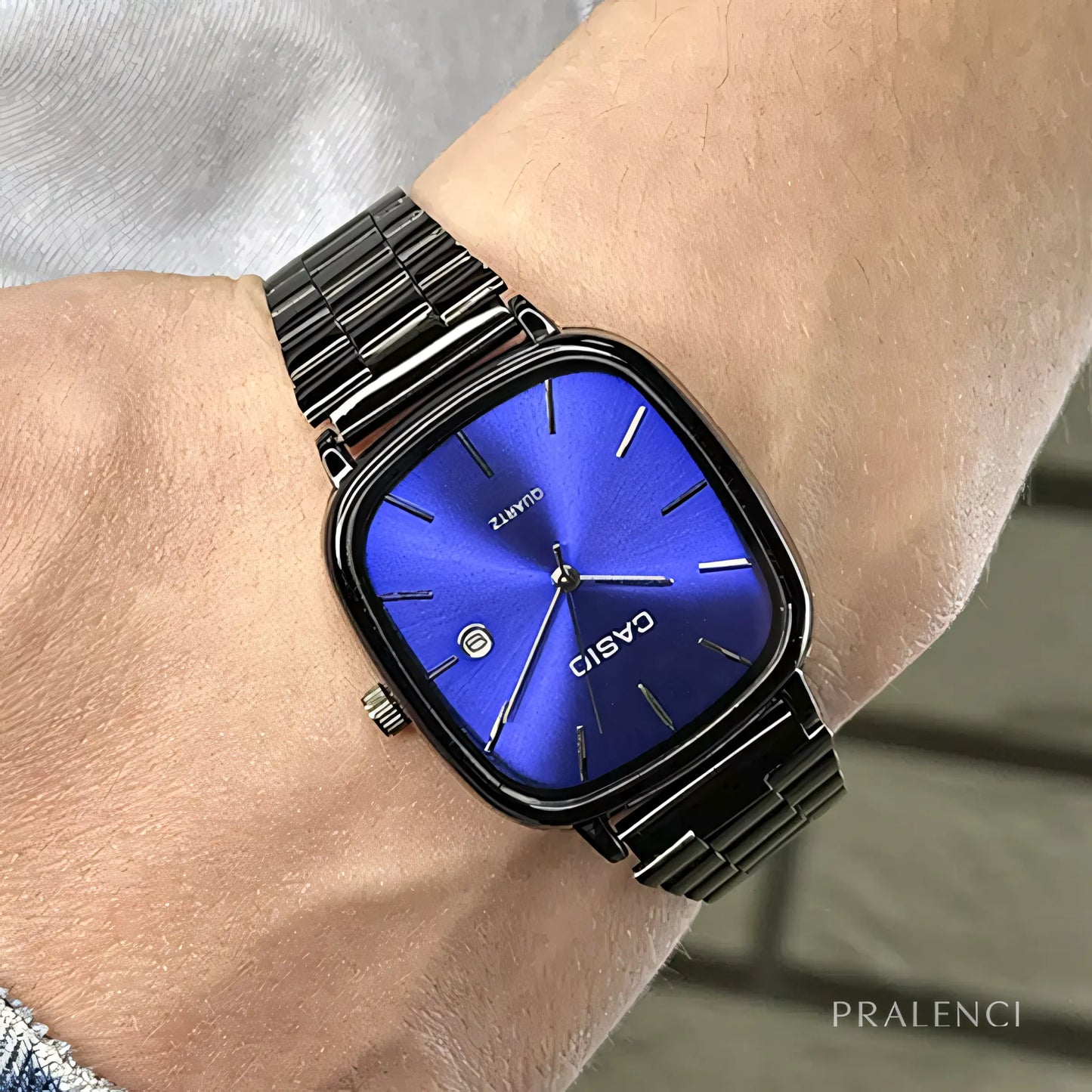 Kostenlose luxuriöse 36-mm-Uhr von CASIO 