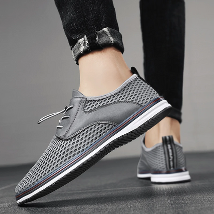 Kosovo Atmungsaktiver Sneaker