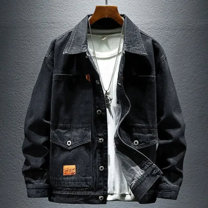 Klassische Urban-Jeansjacke