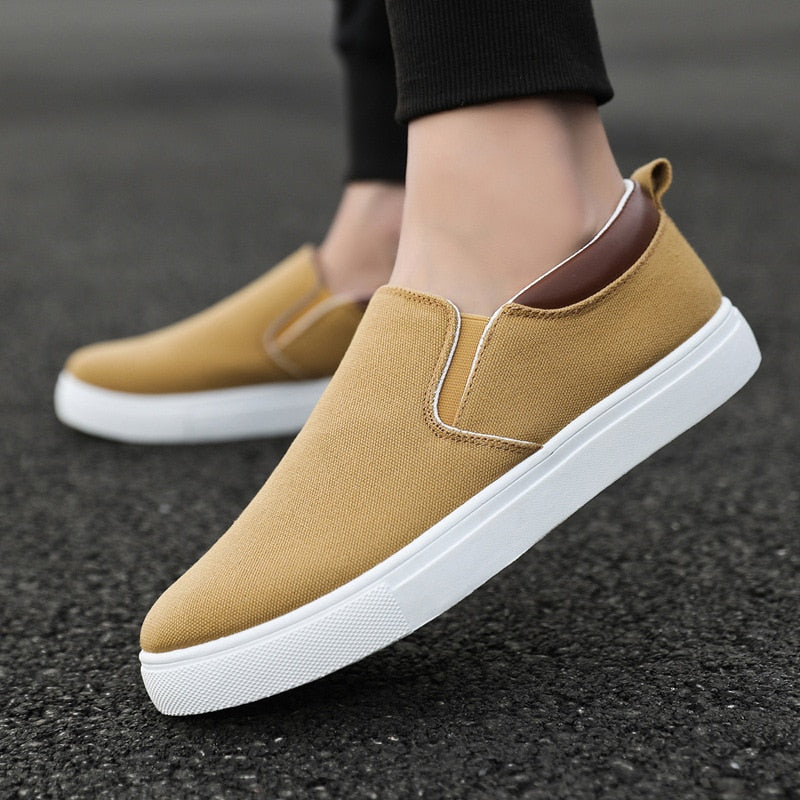 StrideLite Canvas-Schuhe