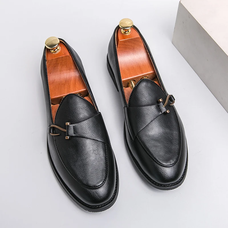 Klassische Loafer mit Profil
