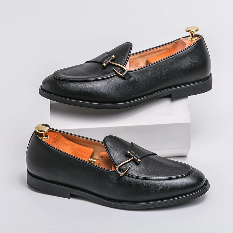 Klassische Loafer mit Profil